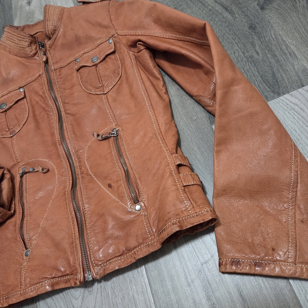 Danier Cognac Genuine Leather Moto Jacket 2XS Fitted Zip Front Fits Like XS - Picture 3 of 14